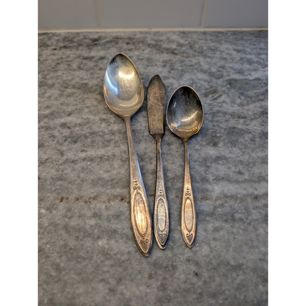Set Of 3 Vintage COMMUNITY silverplated Serving Flatware Pieces